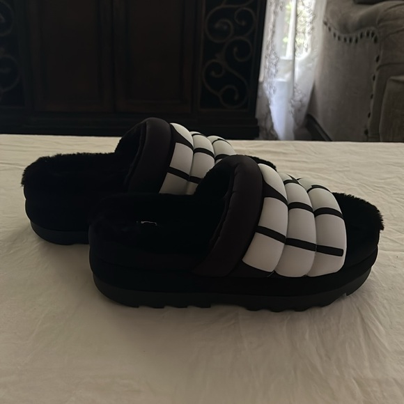 UGG Women Slides - Maxi Slide - Picture 5 of 7